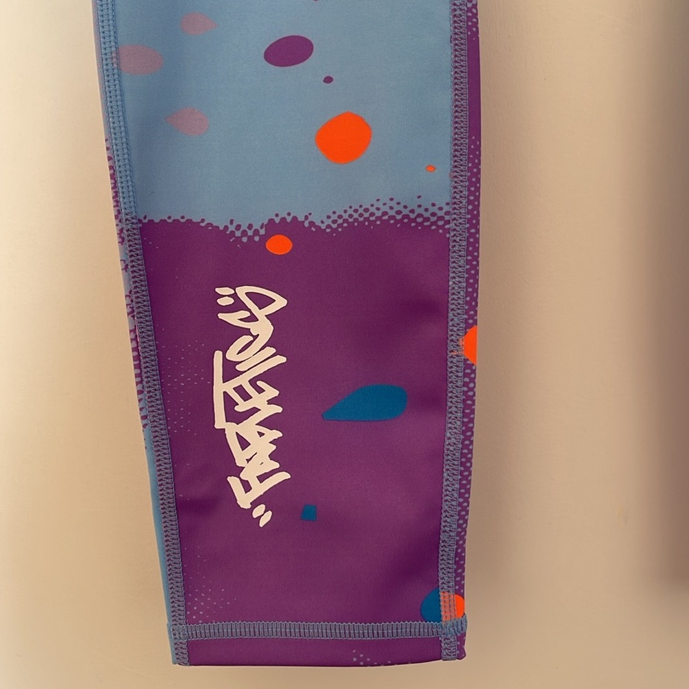 FABLETICS Anywhere Motion365+ High-Waisted Legging - Picture 12 of 13